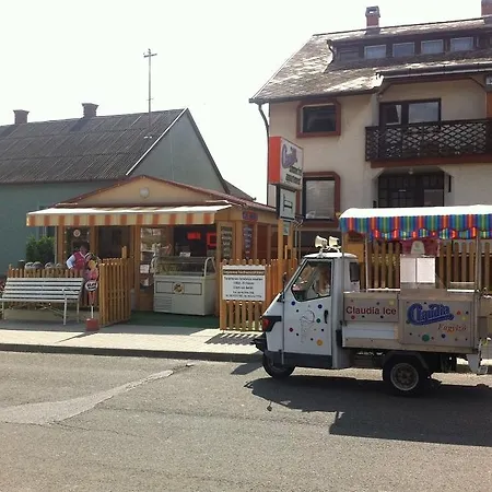 Claudia Panzio Bed & Breakfast *